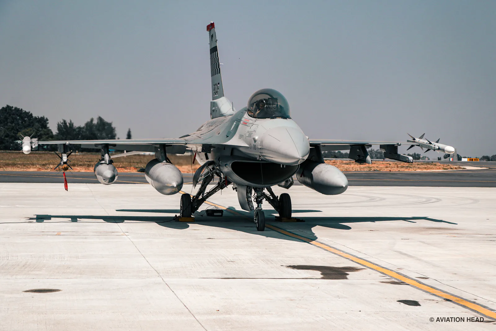 Lockheed Martin F-16 Fighting Falcon photographed by Rushikesh Pardeshi